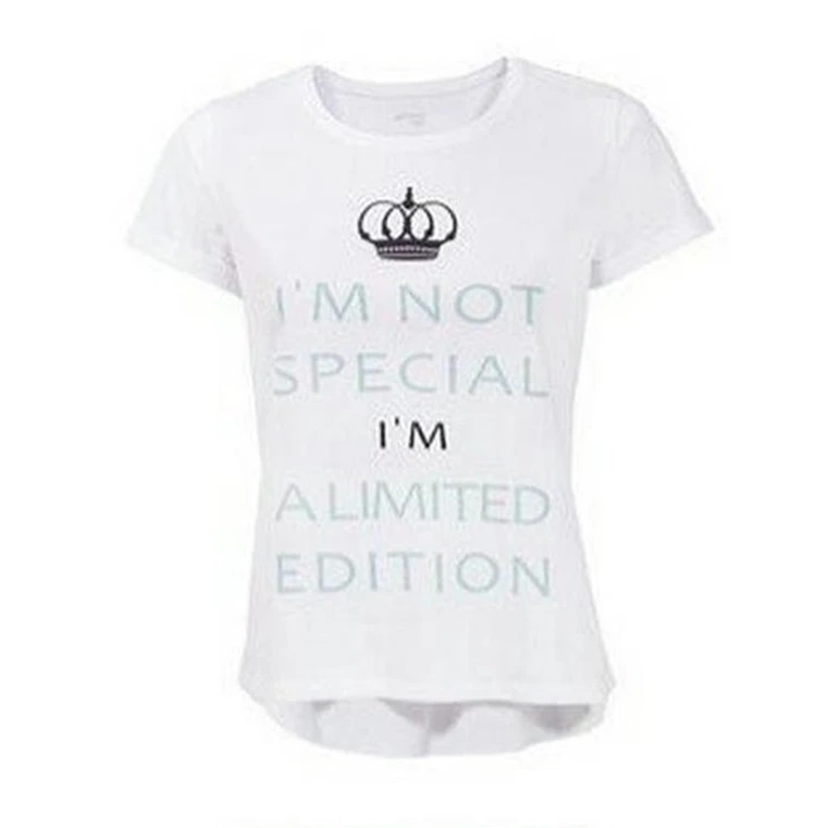  #Esmara #تیشرت_Esmara #LimitedEdition #لباس_طرحدار #استایل_کژوال #مد_روز #تیشرت_نوشته #لباس_خاص 