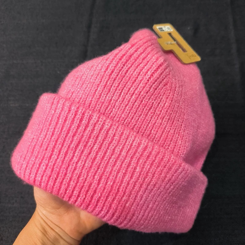  کلاه بانی بافتنی زنانه اکسسورایز مدل ساده با بافت نرم، کشسانی عالی و طراحی مینیمال. مناسب پاییز و زمستان. خرید آنلاین با 